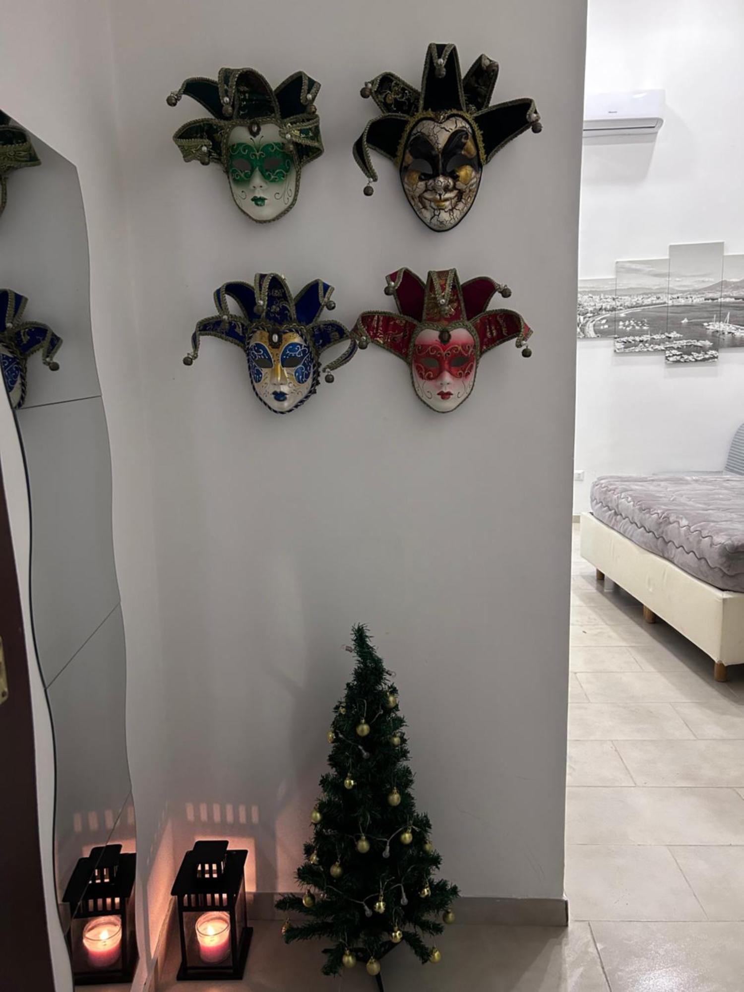 Olina 2 Napels